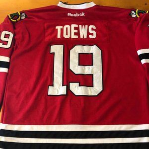 Jonathan Toews Chicago Blackhawks Hockey Jersey